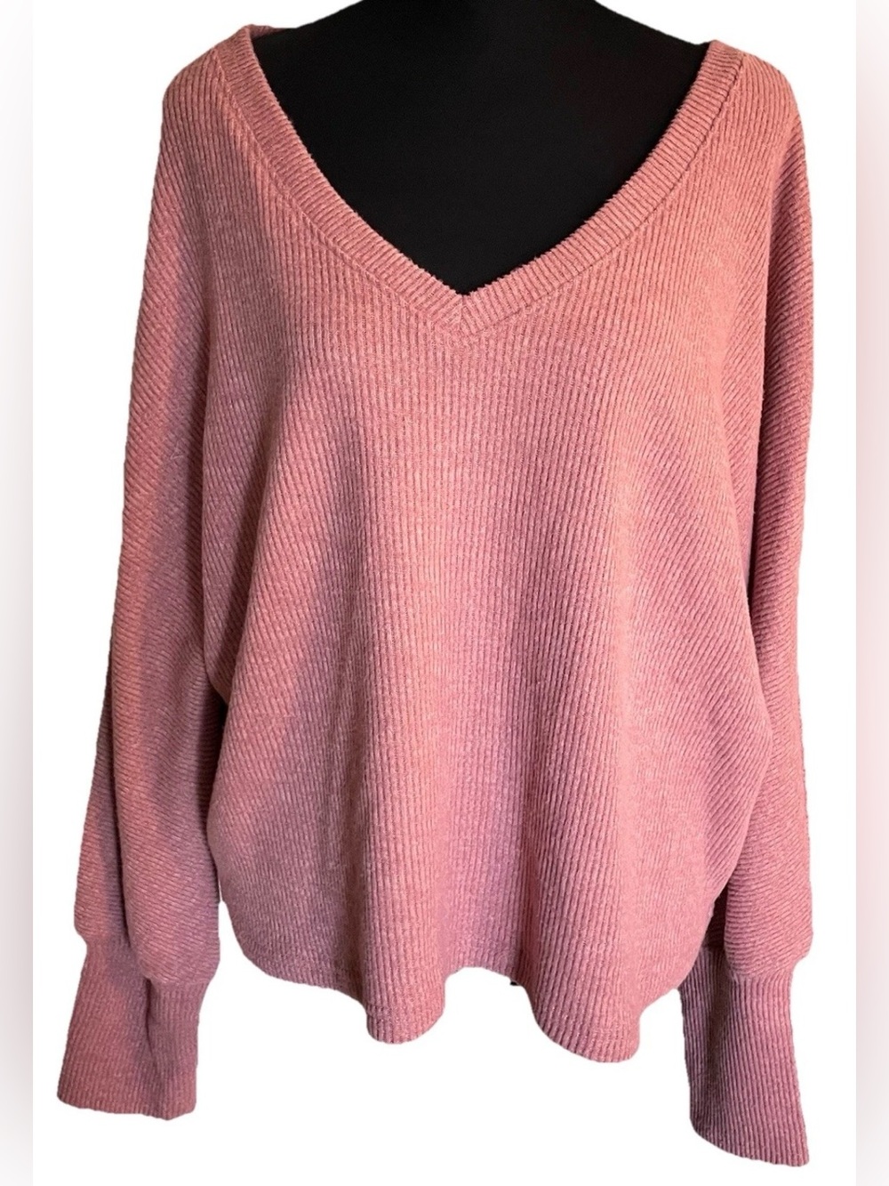 Forever 21+ rose Knit top V-Neck Oversized Slouchy Long Sleeve Cozy Plus 2X